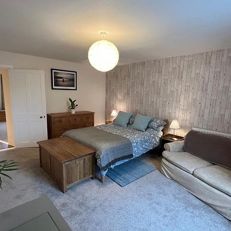 A Spacious 2 Bed Flat In Kingsbridge Town Экстерьер фото