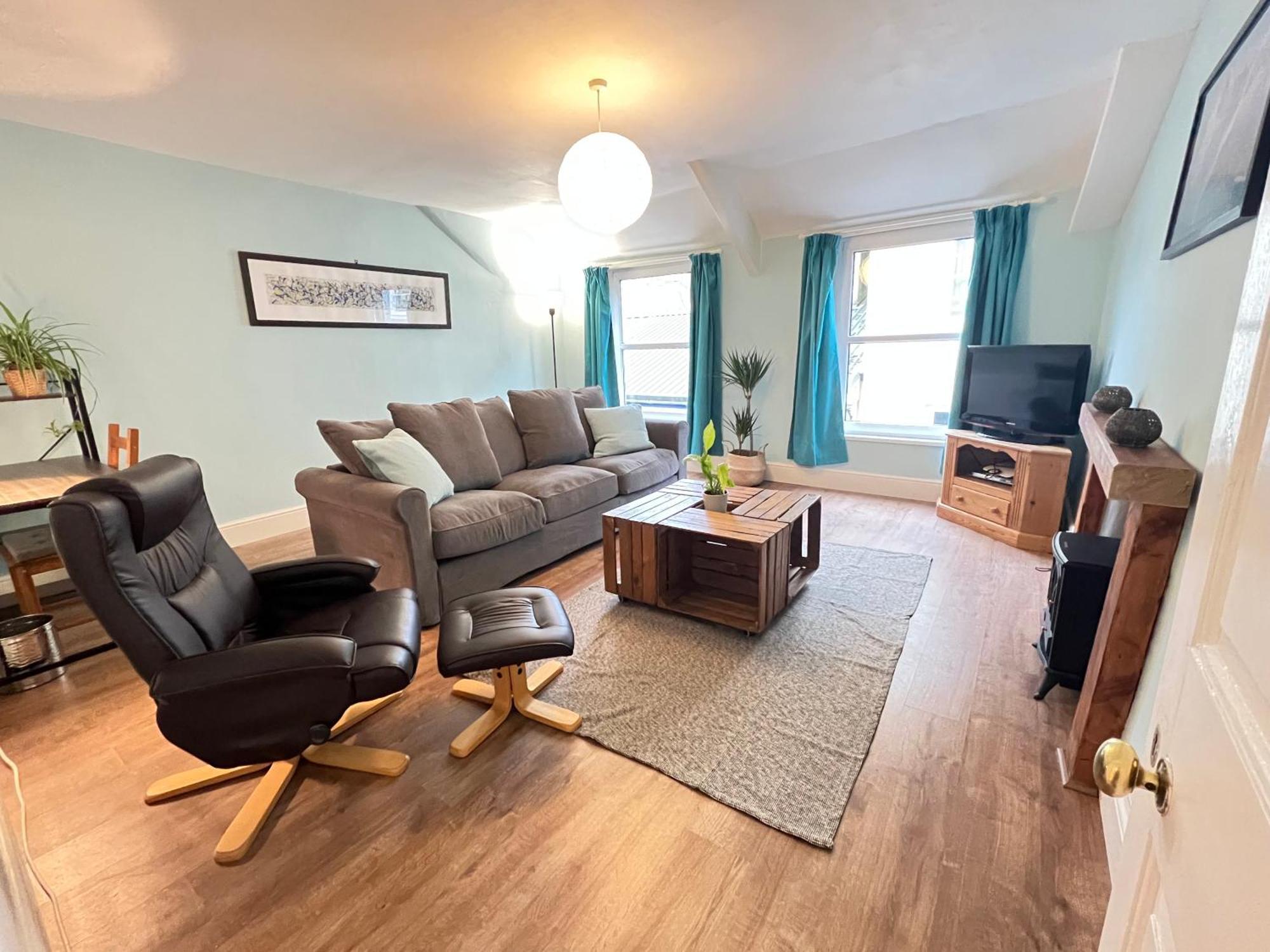 A Spacious 2 Bed Flat In Kingsbridge Town Экстерьер фото