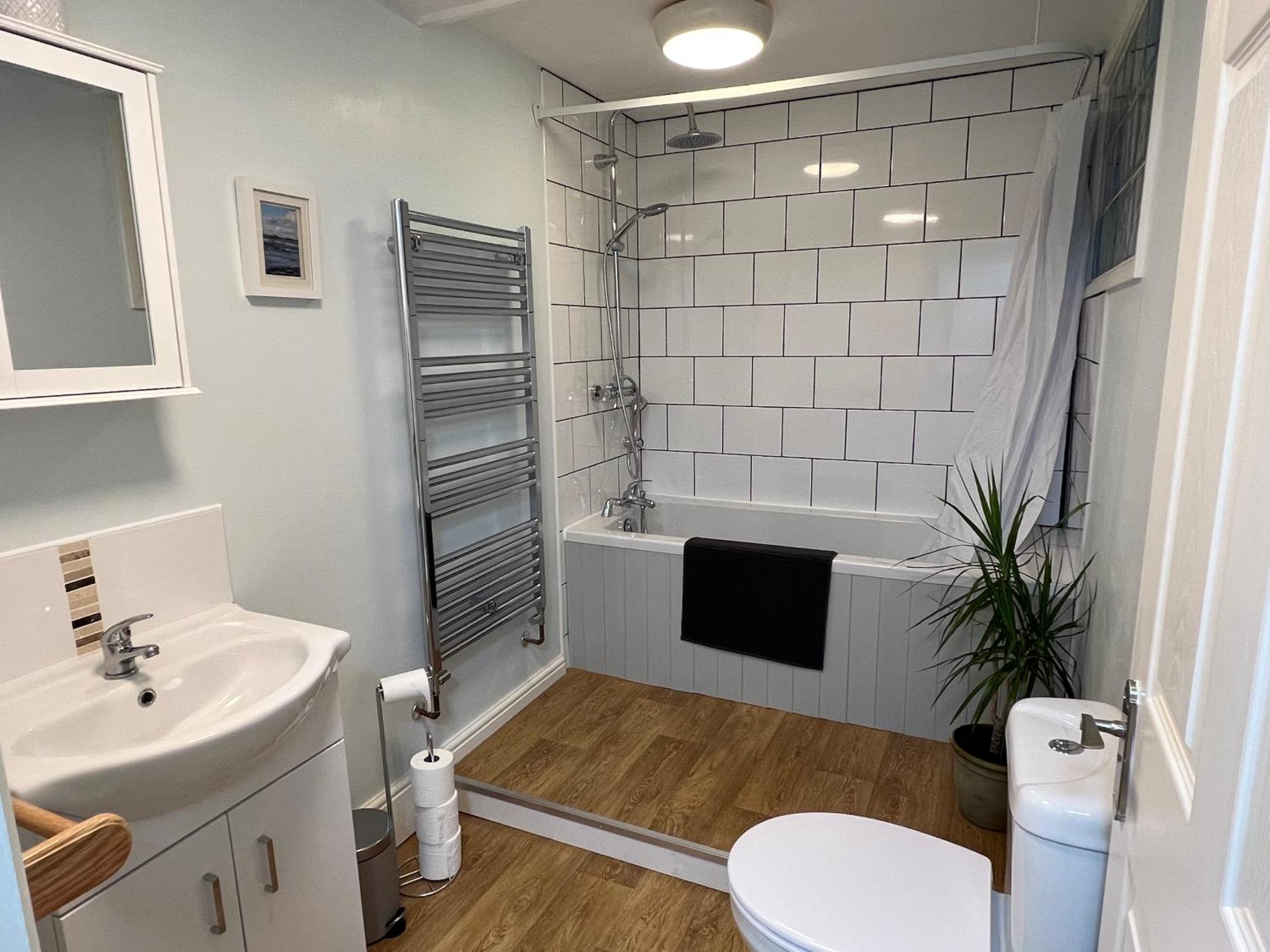 A Spacious 2 Bed Flat In Kingsbridge Town Экстерьер фото
