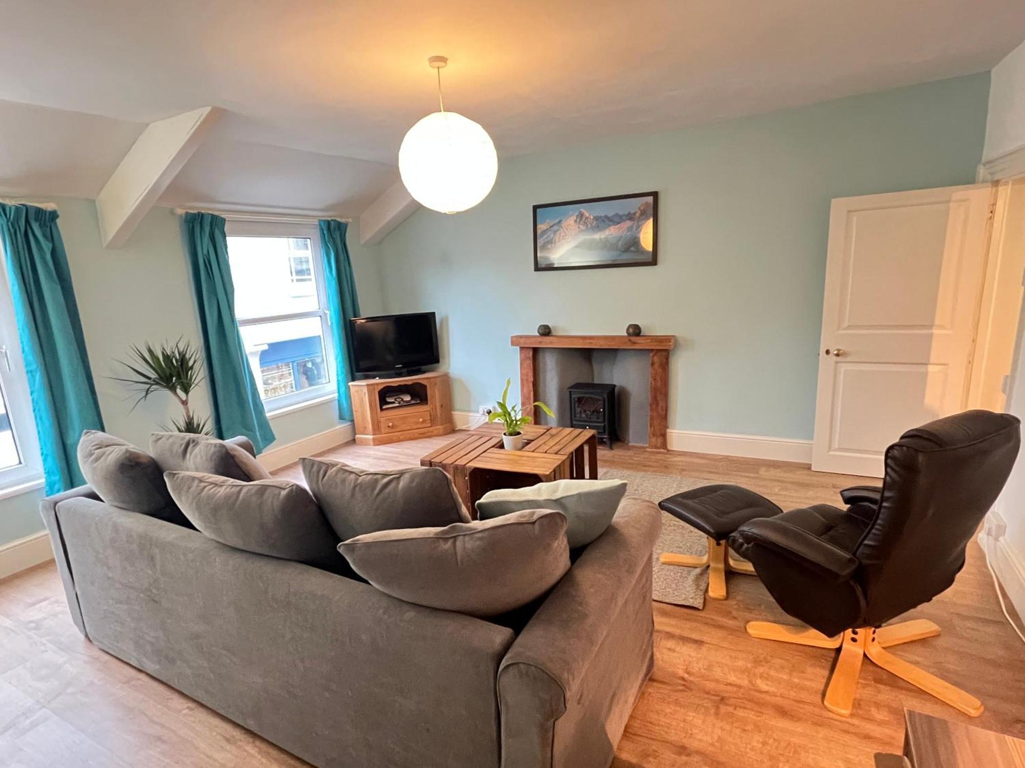A Spacious 2 Bed Flat In Kingsbridge Town Экстерьер фото